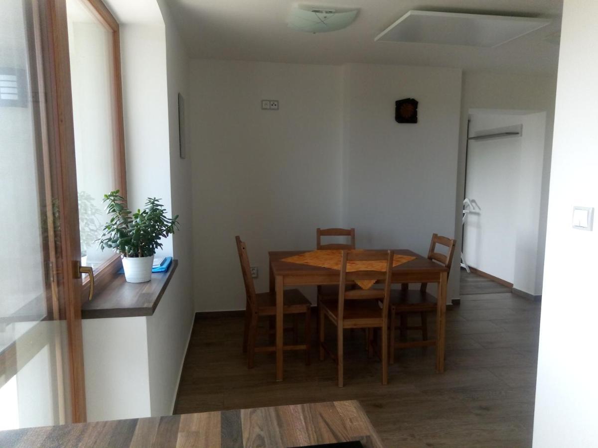 Apartmany 27 Němčičky Exteriör bild