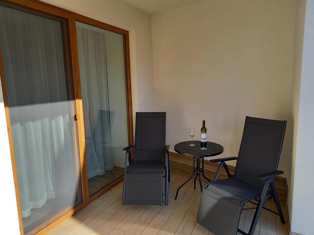 Apartmany 27 Němčičky Exteriör bild
