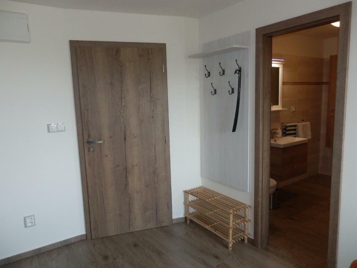 Apartmany 27 Němčičky Exteriör bild